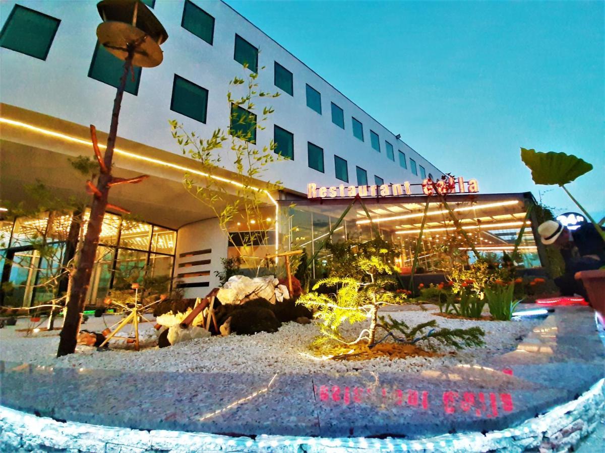 Best Western Hotel Galla Sllatine e Madhe Exteriör bild